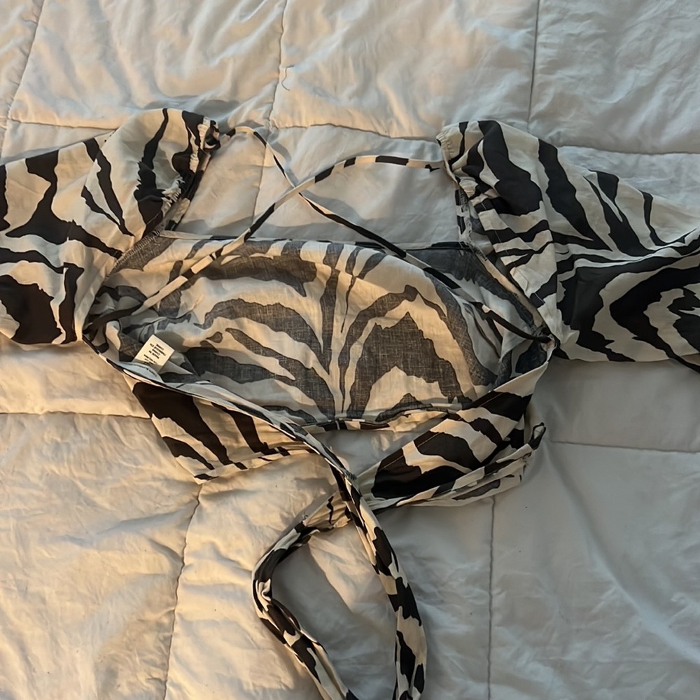 Open back two piece set - Picture 3 of 3